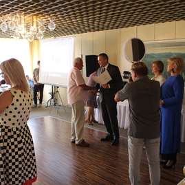 Krajské centrum voľného času oslavuje dvadsaťročnicu, riaditeľka predstavila nové logo a poďakovala zamestnancom - IMG_9343