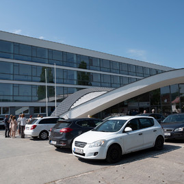 Zväčšiť fotografiu - Krajské štipendium: kam na strednú v trenčianskom a novomestskom okrese? - 20200519_TSK_minister_Grohling_001_002w