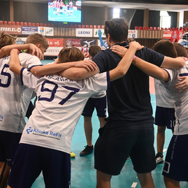 Zväčšiť fotografiu - Mládežnícky turnaj ovládli otrokovice, bulldogs brno a florko košice - 19