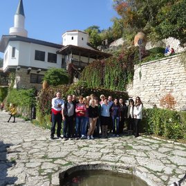Mladí ekonómovia zo soš handlová vo varne - skupina