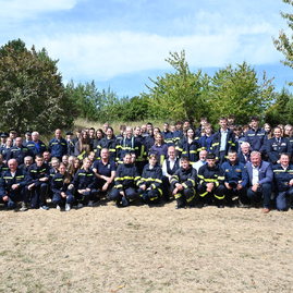 Zväčšiť fotografiu - Mladí hasiči absolvovali výcvikový tábor na Kopaniciach, hasiči dostali defibrilátory aj stan