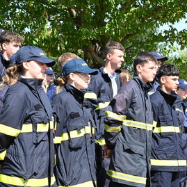 Zväčšiť fotografiu - Mladí hasiči absolvovali výcvikový tábor na Kopaniciach, hasiči dostali defibrilátory aj stan
