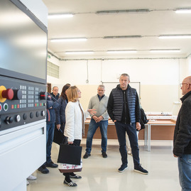 Zväčšiť fotografiu - Moderné centrum odborného vzdelávania pribudne v partizánskom - TSK_KD SOŠ PE dielne_mini-13