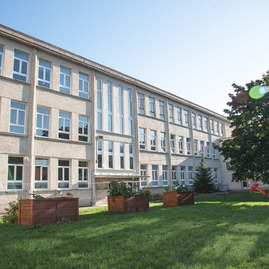 Zväčšiť fotografiu - Moderné centrum odborného vzdelávania pribudne v partizánskom - TSK_KD SOŠ PE dielne_mini-31