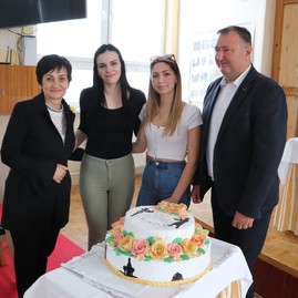 Zväčšiť fotografiu - Moderné gastronomické trendy predviedli počas maturity študenti prievidzskej kaliny - IMG_7456