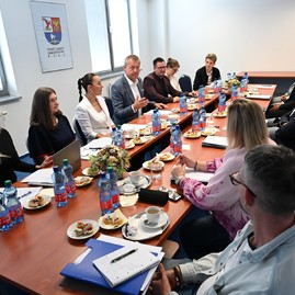 Zväčšiť fotografiu - Multidisciplinárna sos skupina v trenčianskom kraji aktívne pomáha