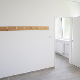 Zväčšiť fotografiu - Nádejní zdravotníci športujú vo vynovenej telocvični - 20210908_TSK__166w