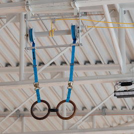 Zväčšiť fotografiu - Nádejní zdravotníci športujú vo vynovenej telocvični - 20210908_TSK__213w