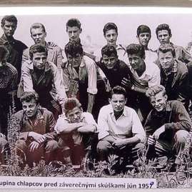Zväčšiť fotografiu - Nahliadnite do histórie strojárstva počas narodenín soš trenčín - Foto historické (5)(1)
