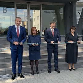 Zväčšiť fotografiu - Najlepšia investícia je do vzdelania - IMG_7198