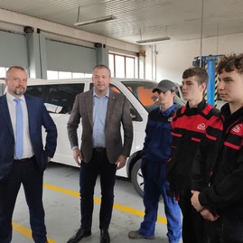 Zväčšiť fotografiu - Naštartovali prvé dve kompletne zložené „tatrovky“ - IMG_20220404_131442
