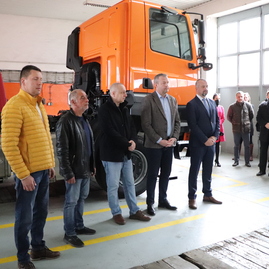 Zväčšiť fotografiu - Naštartovali prvé dve kompletne zložené „tatrovky“ - IMG_6530