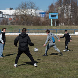 Zväčšiť fotografiu - Nechceme vojnu, chceme hrať futbal, odkazujú mladí ukrajinskí futbalisti - 20220314_BN_028w