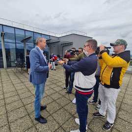 Zväčšiť fotografiu - Notebook si od župana prevzala kristínka z nového mesta nad váhom - IMG-20210524-WA0018