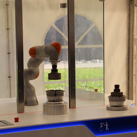 Nové technologické centrum v dubnici nad váhom do roku 2018 vytvorí 74 pracovných miest - KUKA (3)