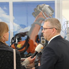 Nové technologické centrum v dubnici nad váhom do roku 2018 vytvorí 74 pracovných miest - KUKA (7)