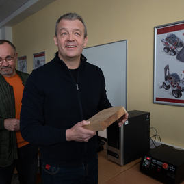 Zväčšiť fotografiu - Nové technológie posúvajú kvalitu vzdelávania vpred - 20230320_TSK_042w