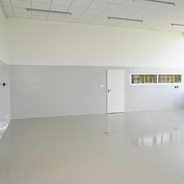 Zväčšiť fotografiu - Novomestská priemyslovka má zmodernizovanú kuchyňu s jedálňou i dielne - 20210902_TSK_skoly_133w