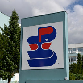 Zväčšiť fotografiu - Novomestská priemyslovka má zmodernizovanú kuchyňu s jedálňou i dielne - 20210902_TSK_skoly_182w