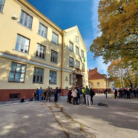 Zväčšiť fotografiu - Novomestské gymnázium je už 50 rokov pridruženou školou unesco - 20211026_115547