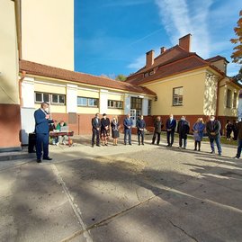 Zväčšiť fotografiu - Novomestské gymnázium je už 50 rokov pridruženou školou unesco - 20211026_115942