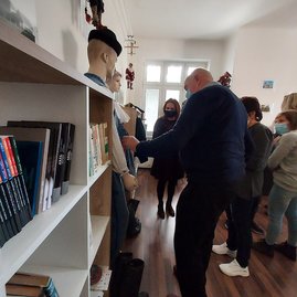 Zväčšiť fotografiu - Novomestské gymnázium je už 50 rokov pridruženou školou unesco - 20211026_123050