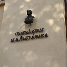 Zväčšiť fotografiu - Novomestské gymnázium je už 50 rokov pridruženou školou unesco - IMG_3302