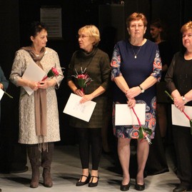 Novomestské gymnázium ocenilo bývalých i súčasných zamestnancov školy - IMG_0551