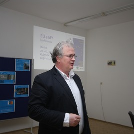 Zväčšiť fotografiu - Obchodná akadémia najlepšou školou epas 2020 - TSK_OA Prievidza_Ambasádorská škola EP (4)