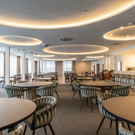 Zväčšiť fotografiu - Obľúbené gastrocentrum otvára svoje brány pre verejnosť - 522A9566-Enhanced-NR