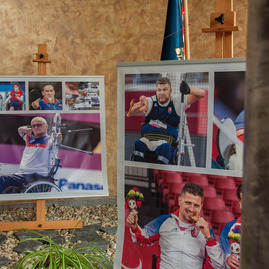 Zväčšiť fotografiu - Odštartoval týždeň paralympijského športu v trenčianskom kraji! - TSK_paratýždeň otvorenie_mini (32 of 35)