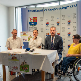 Zväčšiť fotografiu - Odštartoval týždeň paralympijského športu v trenčianskom kraji! - TSK_paratýždeň otvorenie_mini (4 of 35)