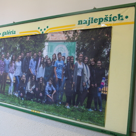 Participatívne rozpočty sa prehupli do ďalšej fázy, dubnickí gymnazisti spoznali víťazné projekty - IMG_0455