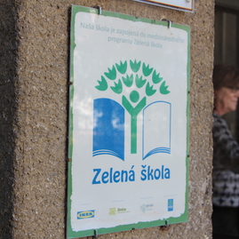 Participatívne rozpočty sa prehupli do ďalšej fázy, dubnickí gymnazisti spoznali víťazné projekty - IMG_0477