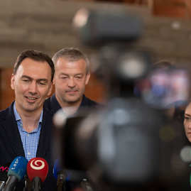 Zväčšiť fotografiu - Pilotná hokejová akadémia v trenčíne ide príkladom, radosť neskrýva ani szľh - 20230506_hokejova_hala_037_w