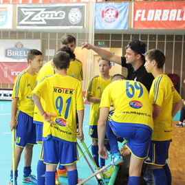 Po stredoškolákoch spoznáme školského majstra slovenska vo florbale aj medzi žiakmi základných škôl. v trenčíne odštartovali celoslovenské majstrovstvá. - IMG_2290