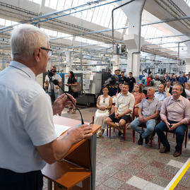 Zväčšiť fotografiu - Pochváliť sa môžu špičkovými dielňami odborného výcviku - 20220627_TSK_110w