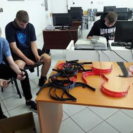 Zväčšiť fotografiu - Poď študovať sklárske remeslo, módu alebo programovanie na spojenú školu do púchova! - 20200918_090819