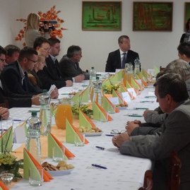 Podpísali prvé memorandum o spolupráci v trenčíne, v poradí už piate v rámci trenčianskeho samosprávneho kraja - DSC02635