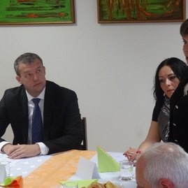 Podpísali prvé memorandum o spolupráci v trenčíne, v poradí už piate v rámci trenčianskeho samosprávneho kraja - DSC02652