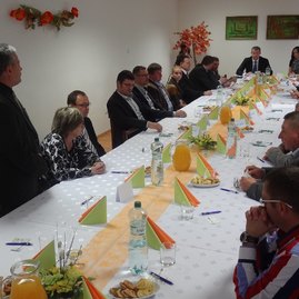 Podpísali prvé memorandum o spolupráci v trenčíne, v poradí už piate v rámci trenčianskeho samosprávneho kraja - DSC02681
