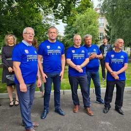 Zväčšiť fotografiu - Považskobystrické školy využívajú nové multifunkčné ihrisko - 20210907_110359