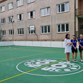 Zväčšiť fotografiu - Považskobystrické školy využívajú nové multifunkčné ihrisko - 20210907_111627 – kópia