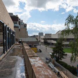 Zväčšiť fotografiu - Práce na gastrocentre prerušené, dodatok musí schváliť riadiaci orgán - 20220919_TSK_130w