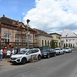 Zväčšiť fotografiu - Práce na obnove pamätného domu janka jesenského opäť pokračujú