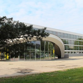 Práce na rekonštrukcii soš e. belluša v trenčíne a výstavbe telocvične športového gymnázia finišujú. akými zmenami od minulého roka prešli? pozrite sa sami! - IMG_9495