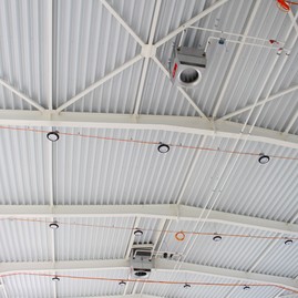 Práce na rekonštrukcii soš e. belluša v trenčíne a výstavbe telocvične športového gymnázia finišujú. akými zmenami od minulého roka prešli? pozrite sa sami! - IMG_9577