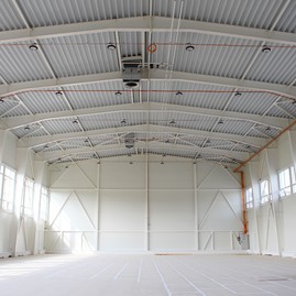 Práce na rekonštrukcii soš e. belluša v trenčíne a výstavbe telocvične športového gymnázia finišujú. akými zmenami od minulého roka prešli? pozrite sa sami! - IMG_9579