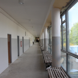 Práce na rekonštrukcii soš e. belluša v trenčíne a výstavbe telocvične športového gymnázia finišujú. akými zmenami od minulého roka prešli? pozrite sa sami! - SOS_STAVEBNA_REKONSTRUKCIA (5)