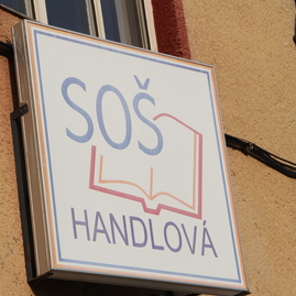 Práce na zateplení jednej z budov soš v handlovej napredujú - IMG_8909